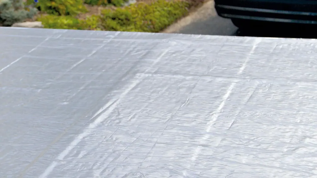 Metalldachbahn für  Flachdachhäuser selbstklebend 5 m²