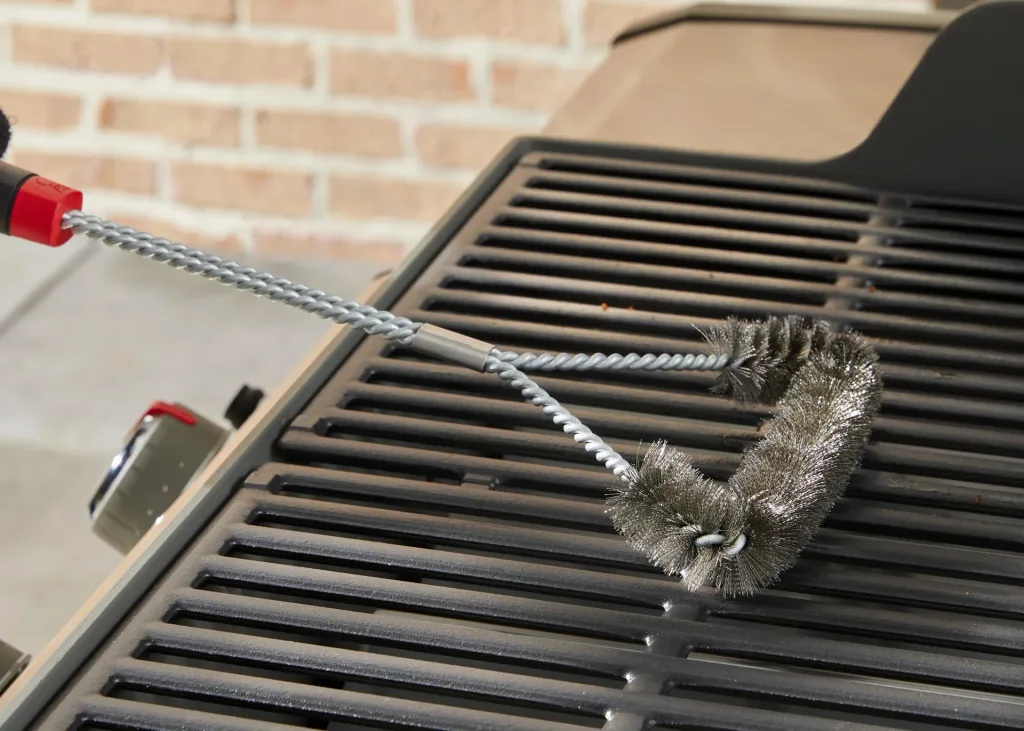 Dreiseitige Grillbürste, 46 cm