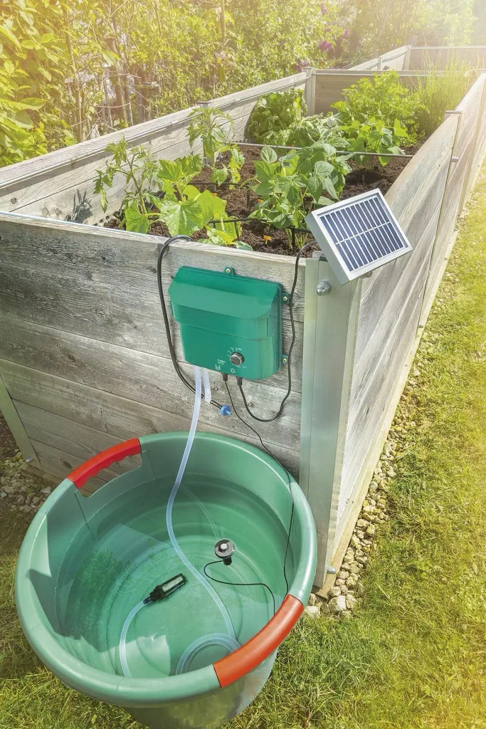 Solar Bewässerungsset mit Akku, Panel, Pumpe, Schlauch, Düsen etc.
