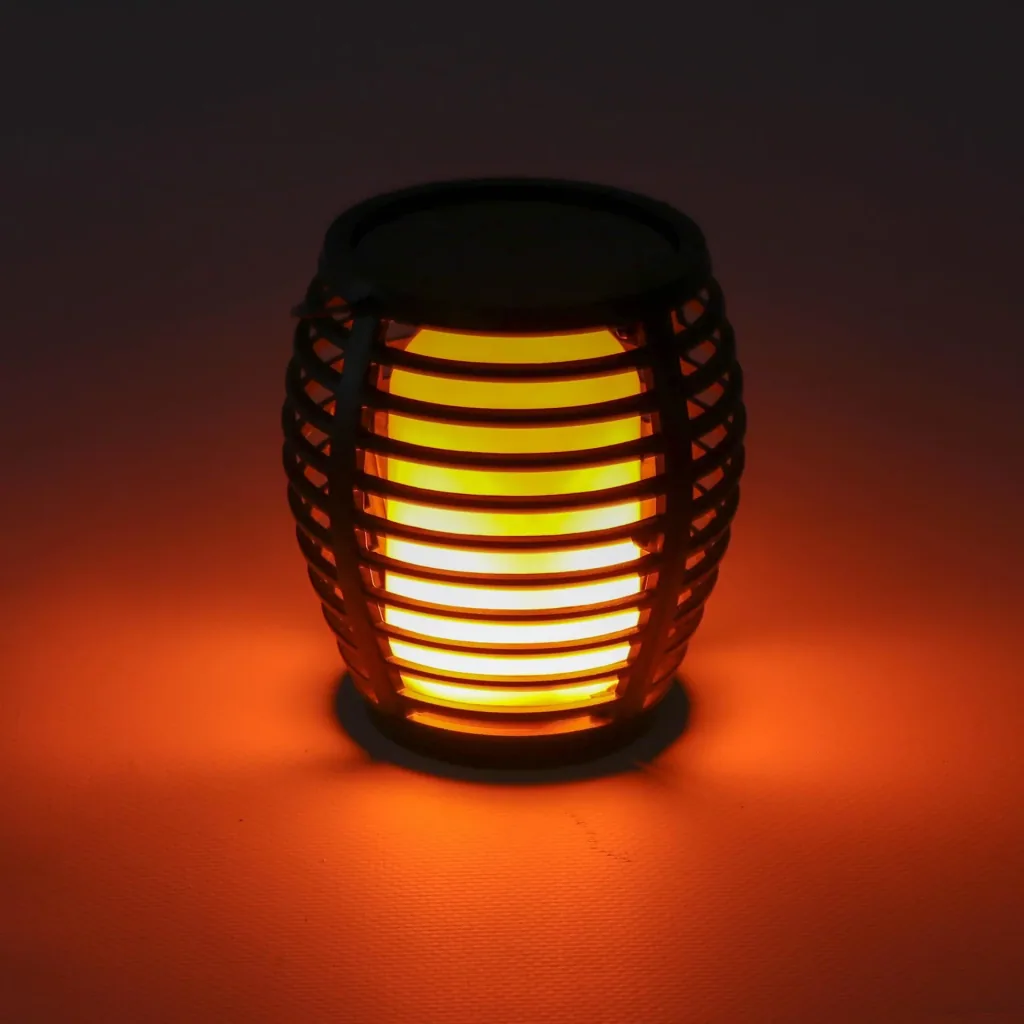 VT-719 Solarlampen-Taschenlampe mit beweglicher Flamme und Dämmerungssensor