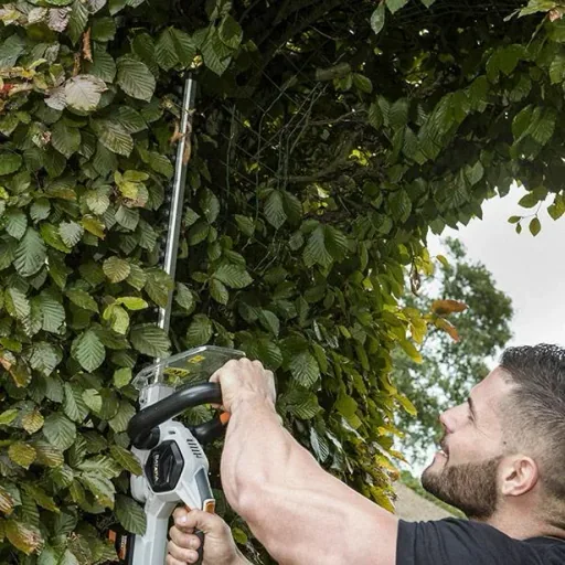 Heckenschere Leistungspaket | mit 5.0-Akku, 4.0-Ladegerät und faltbarem Gartenabfallbeutel
