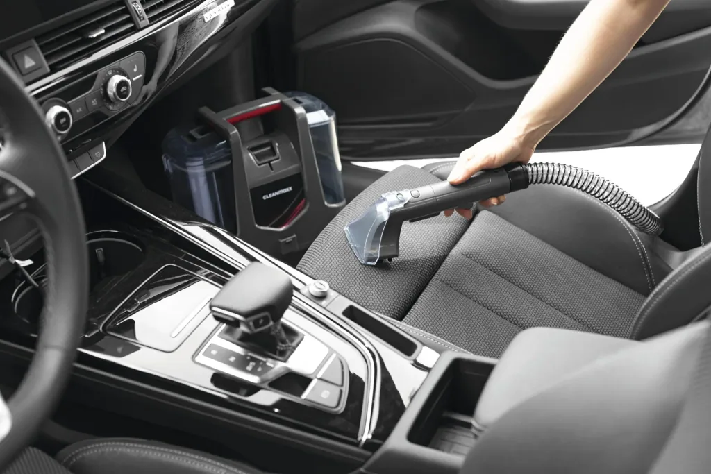 Polster- und Teppichreiniger Cleanmaxx 4982 - Effiziente Fleckentfernung!