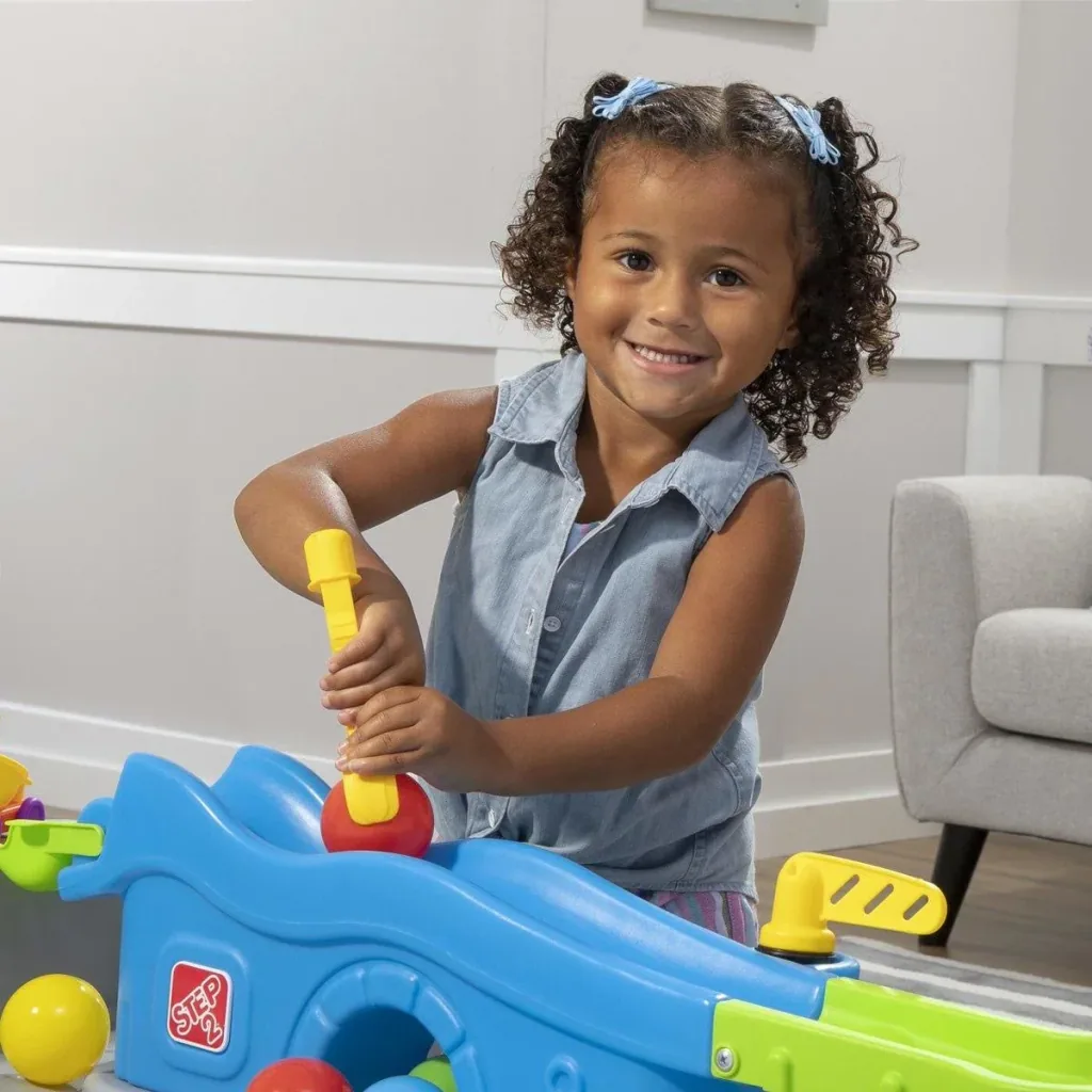 Ball Buddies Truckin' & Rollin' Spieltisch mit Bällen für Kinder