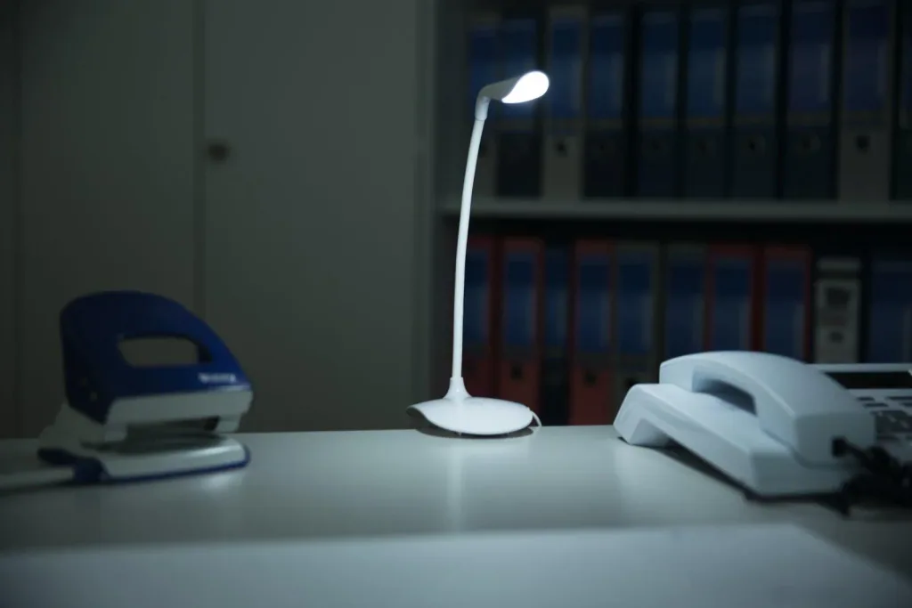 LED Tischleuchte "Siegrina" mit 14 tageslichtweißen SMD LEDs und schwenkbarem Flexarm