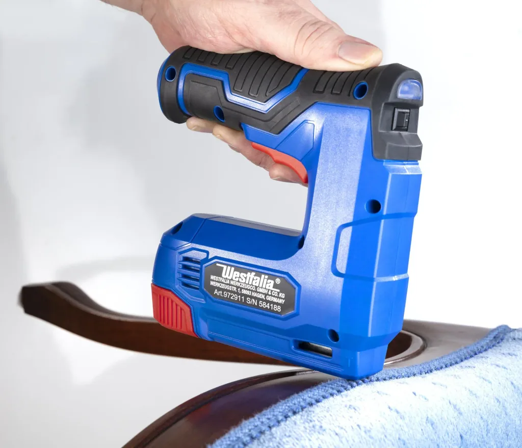 Akku Tacker Li-Ionen 4 Volt 1,5 Ah inklusive USB-Ladeadapter Set