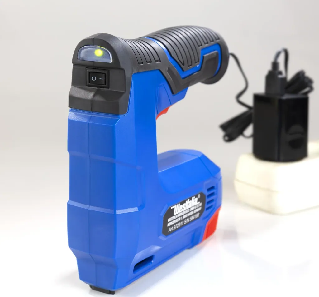Akku Tacker Li-Ionen 4 Volt 1,5 Ah inklusive USB-Ladeadapter Set
