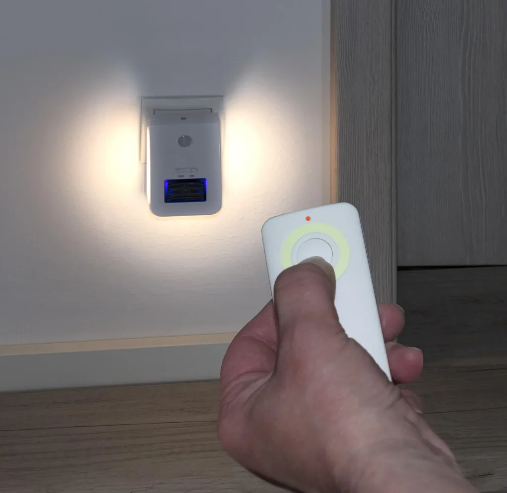 Luftreiniger mit Nachtlichtfunktion und Fernbedienung