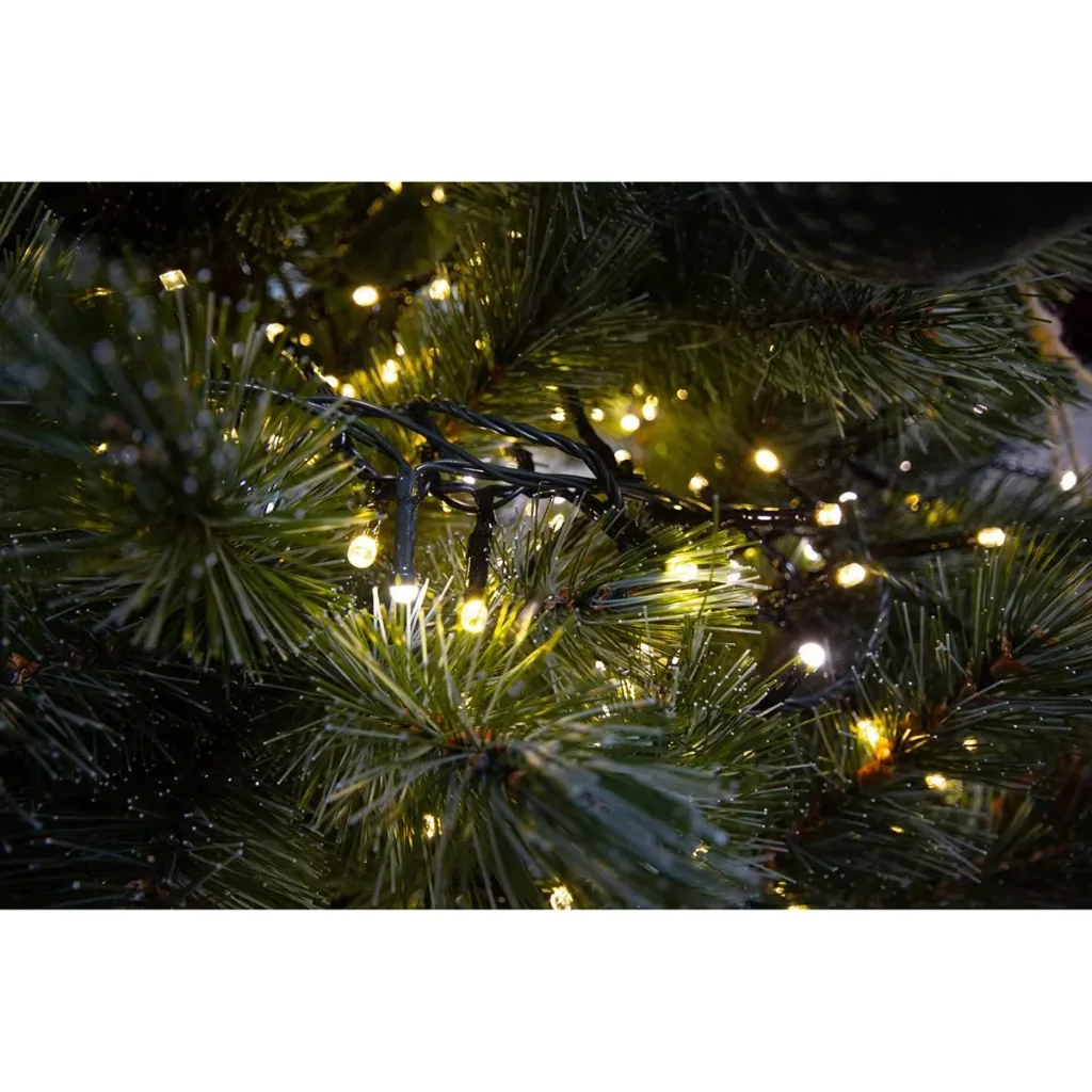 Vellight Weihnachtsbeleuchtung - 8m - 120 LEDs - Warmweiß - Innen und Außen