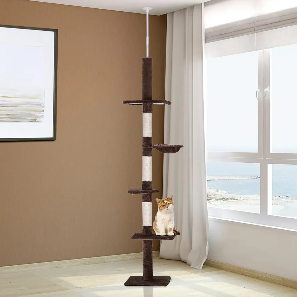 Kratzbaum höhenverstellbar beige