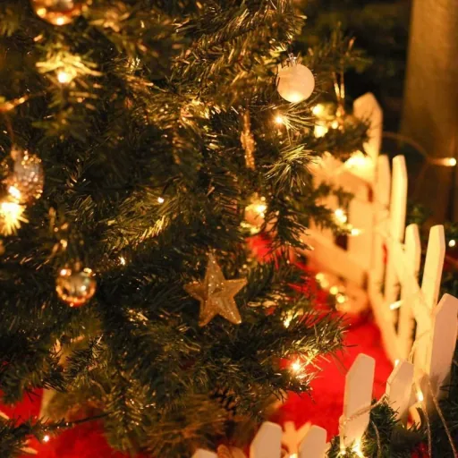 Künstlicher Weihnachtsbaum mit 120 LEDs grün