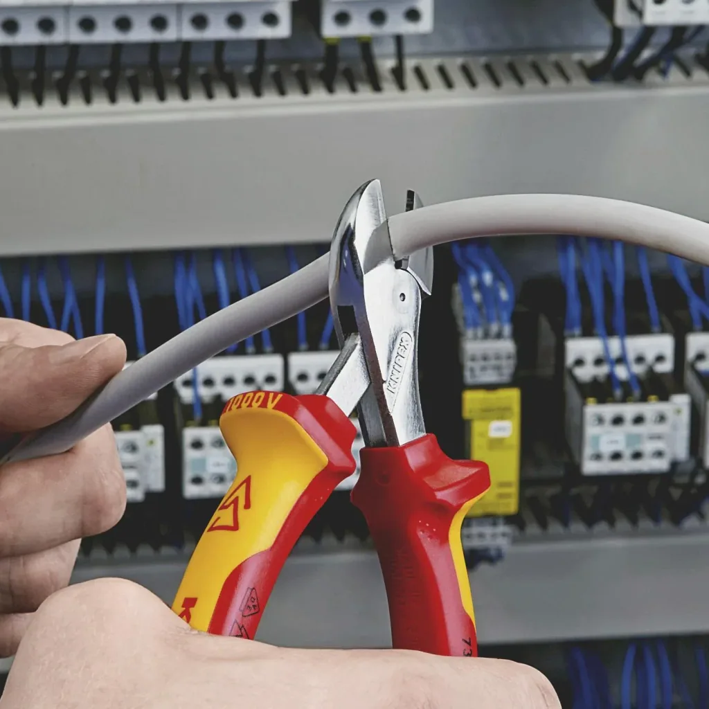 KNIPEX X-Cut Kompakt-Seitenschneider isoliert mit Mehrkomponenten-Hüllen 160 mm