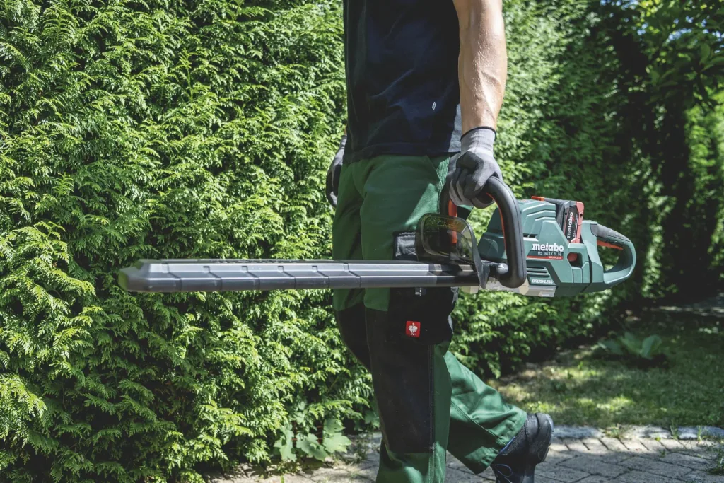 Akku-Heckenschere HS 18 LTX BL 55 ohne Akkupack, ohne Ladegerät