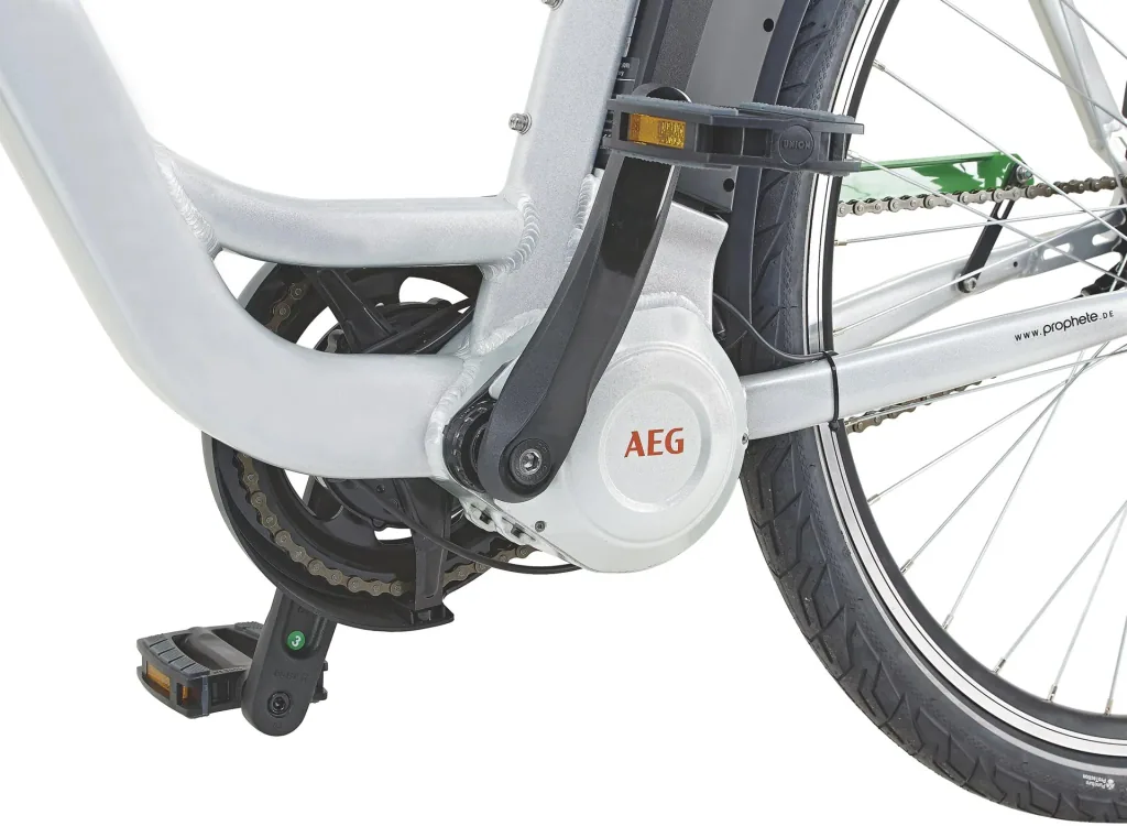 GENIESSER 23.EMC.10 City E-Bike 26"/28" AEG EcoDrive C Damen Wave 28": Rahmengröße 49cm
