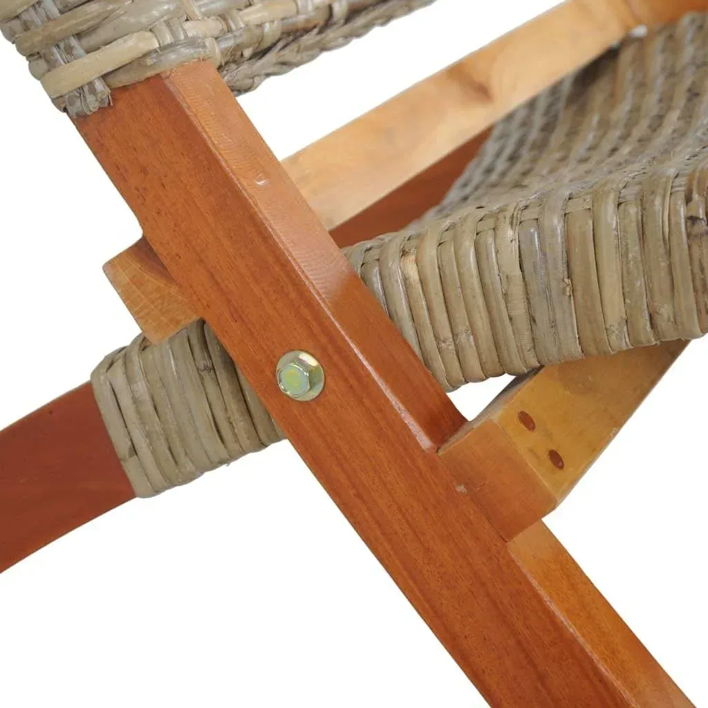 Relaxsessel aus natürlichem Kubu-Rattan und massivem Mahagoni