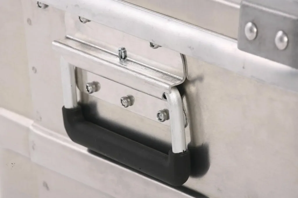 ALUMINIUM-BOXEN TYP A STAPELBAR Volumen 157 L