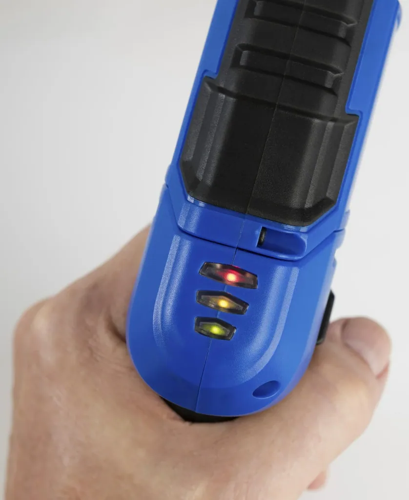 Akkuschrauber 3,6 Volt Li-Ion mit Revolvermagazin