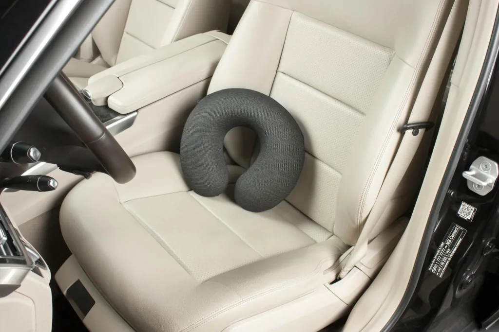 Nackenrolle Cool Clara mit Gel schwarz