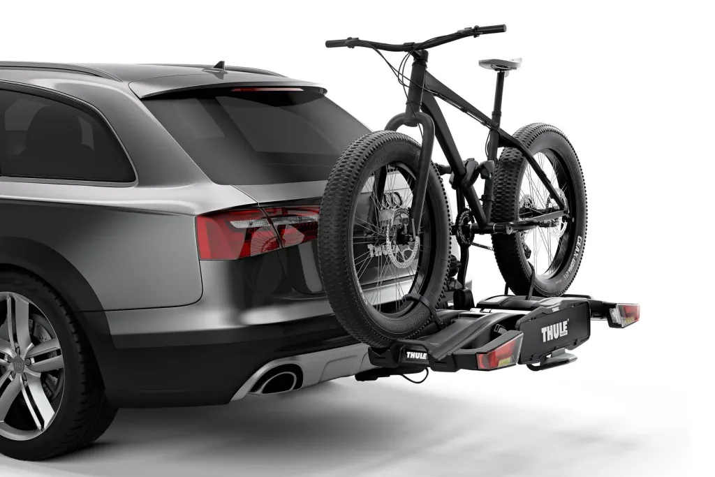Fahrradträger EasyFold XT 2 Black Edition für zwei Fahrräder, Aufbewahrungstasche und Felgenschutzadapter