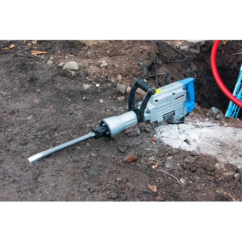 Elektrischer Aufbrechhammer einschließlich Flachmeißel und Spitzmeißel