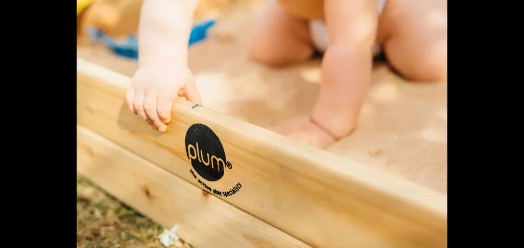 Sandkasten aus Holz mit Aufbewahrungsbox, Outdoor-Sandkasten für Kinder aus Holz, Sitzbank, Sitzecke, bunt