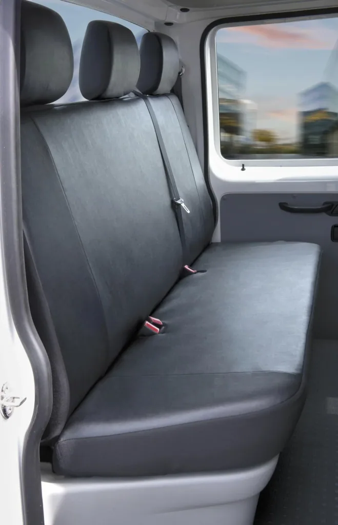 Passform Sitzbezüge VW T6 für 3er Bank Pritsche hinten aus Kunstleder ab Baujahr 07/2015 bis heute
