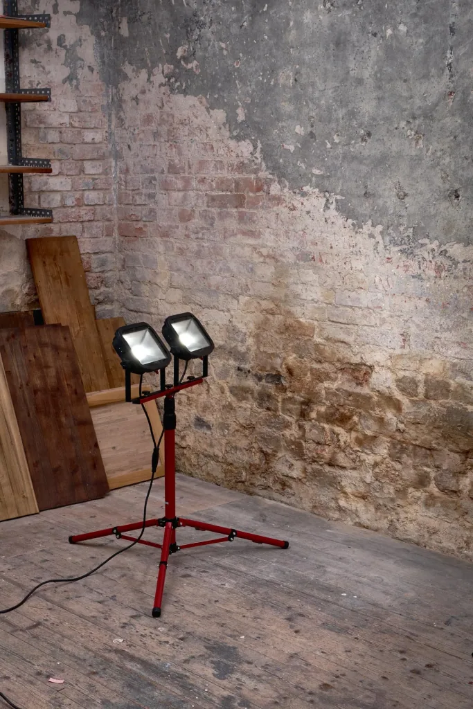 Stativstrahler 2 x 3000 Lumen 5000 K 3 m Kabel Y - Verbindung