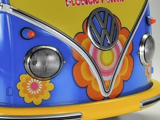 RC Bus VW Type 2 T1 Flower Lackierung 1:10
