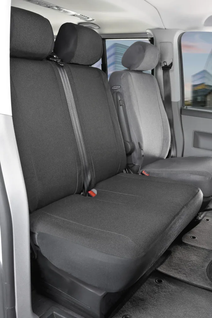 Passform Sitzbezüge VW T6für Doppelbank vorne umlegbar aus Stoff ab Baujahr 07/2015 bis heute