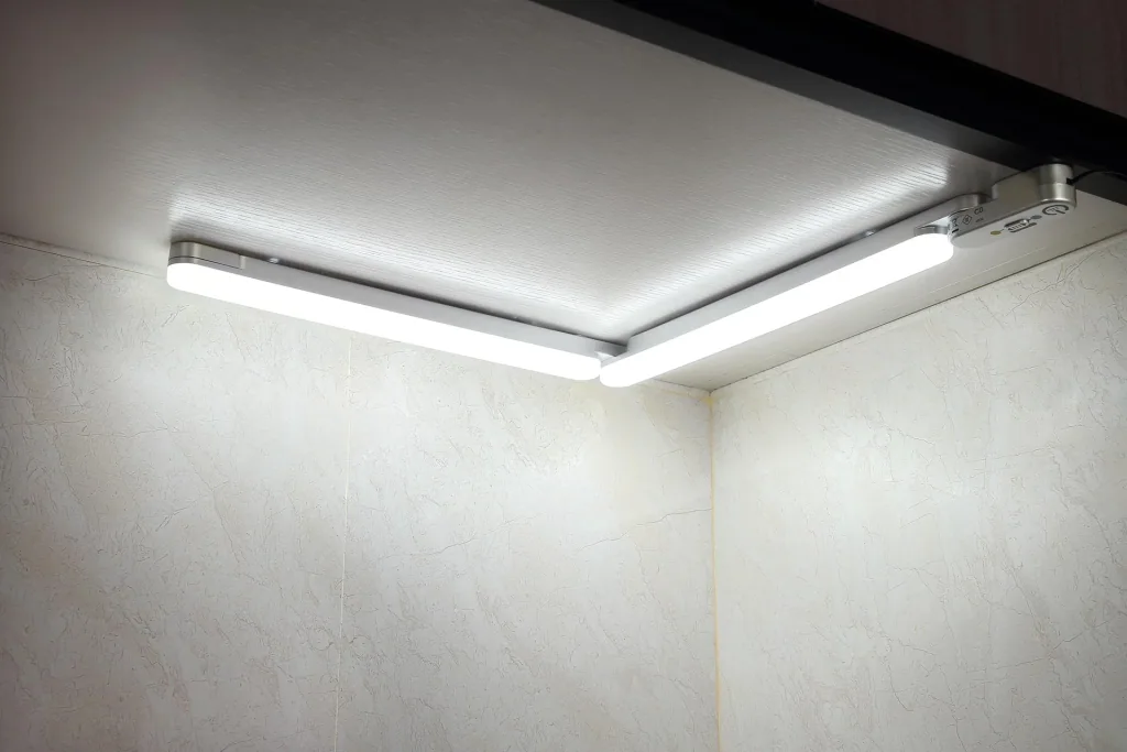 LED Unterbauleuchte FLEXLIGHT Starter-Set 67 cm, 2 x 3,4 W, Farbe silber