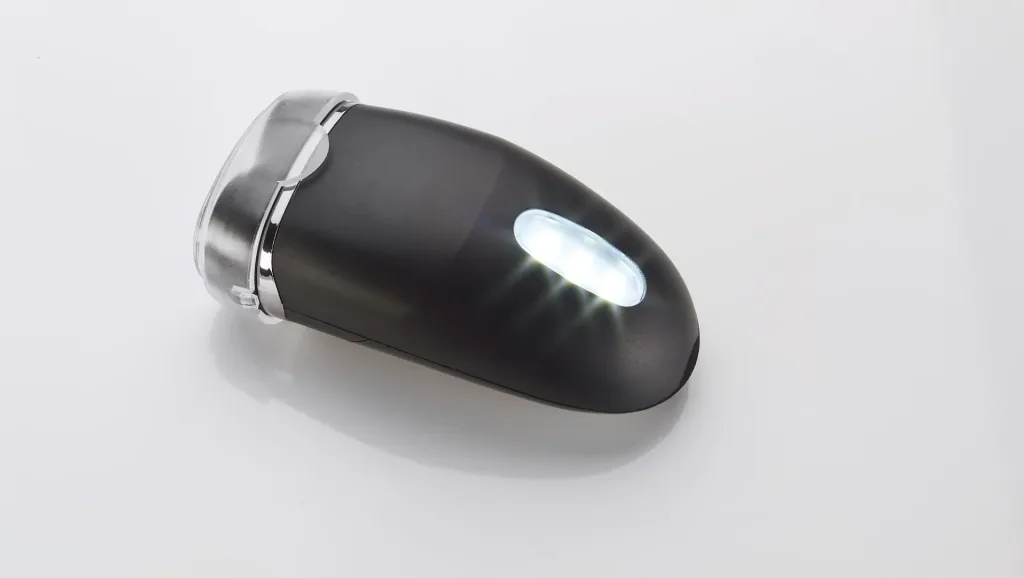 Rasierer mit LED Beleuchtung
