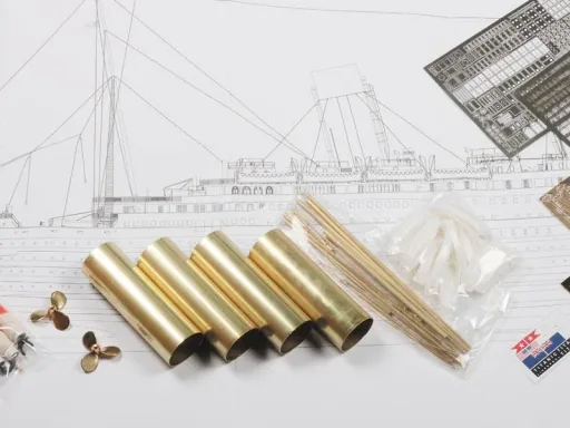 Bausatz RMS Titanic Maßstab 1:144