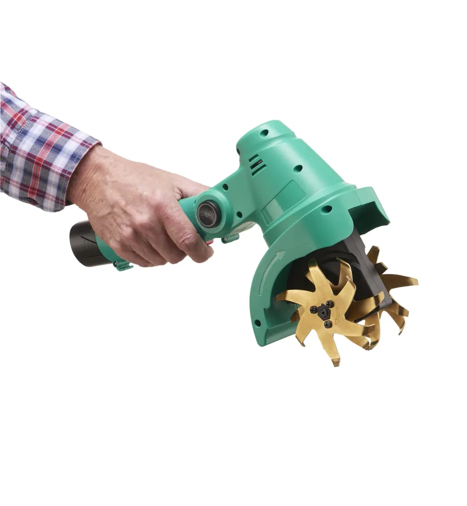 Akku-Bodenhacke X-Grubber 4 in 1 - Vereinfacht das Jäten!