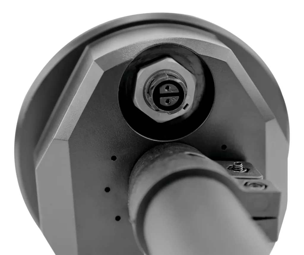 Doppel LED Strahler mit integriertem Stativ für Akku- und Netzbetrieb