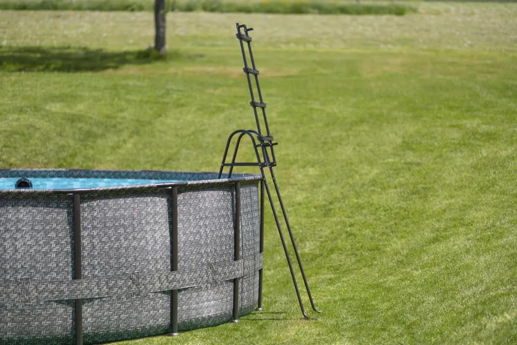 Summer Waves Pool 549x132 cm, rattan