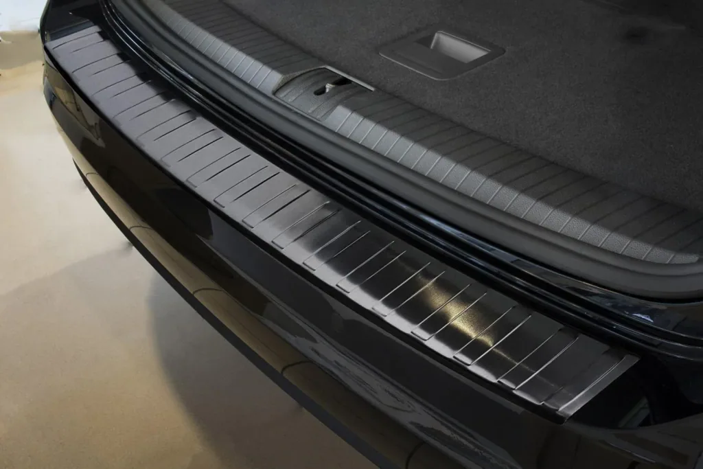 Ladekantenschutz Edelstahl graphite / black für VW Touran II/typ 5T, Baujahr 2015>