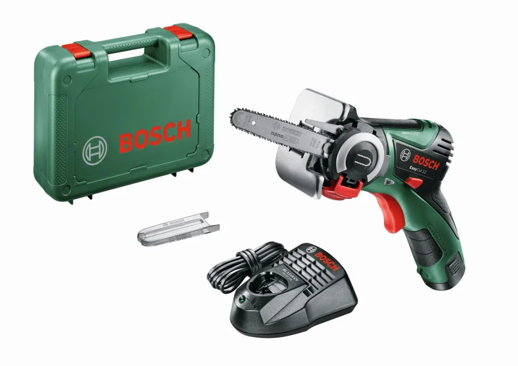 Akku-Säge EasyCut 12 mit NanoBlade-Technologie