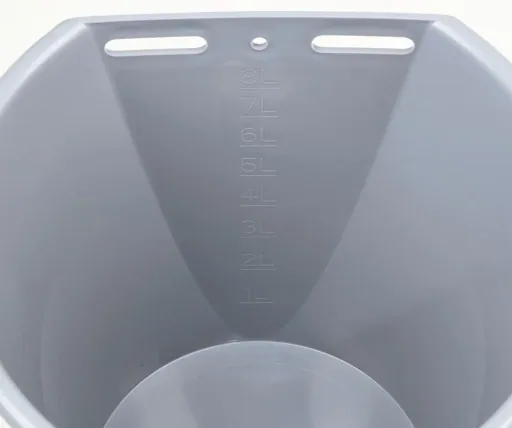 Tränkeeimer mit Schraubventil, 8 l
