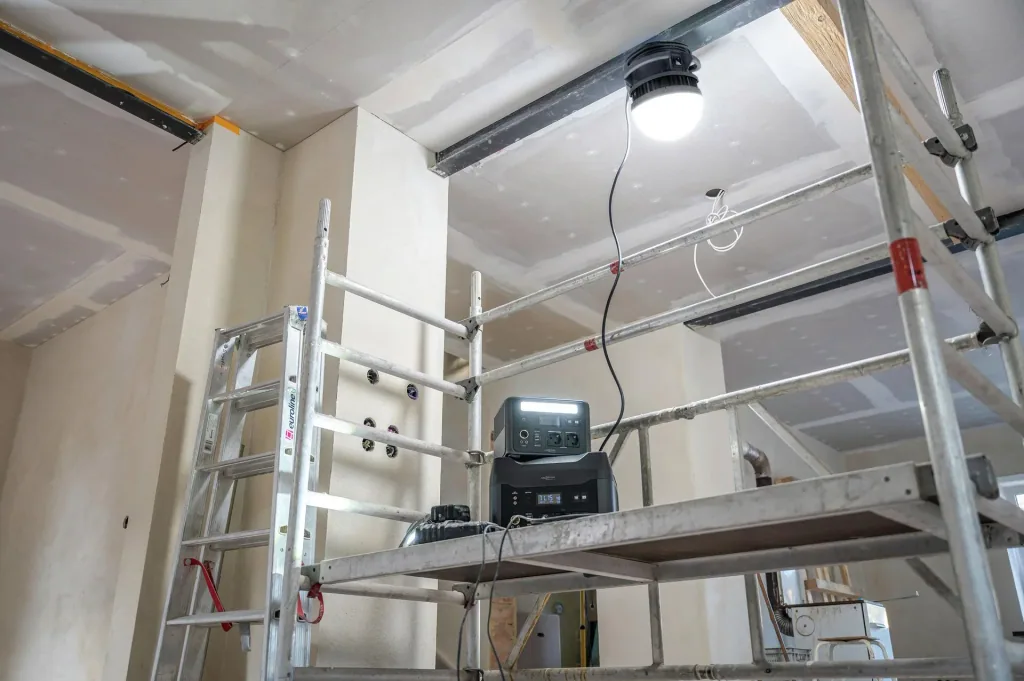 LED Arbeitsleuchte Ball Light 11500 Lumen, 360 Grad Weitwinkelausleuchtung