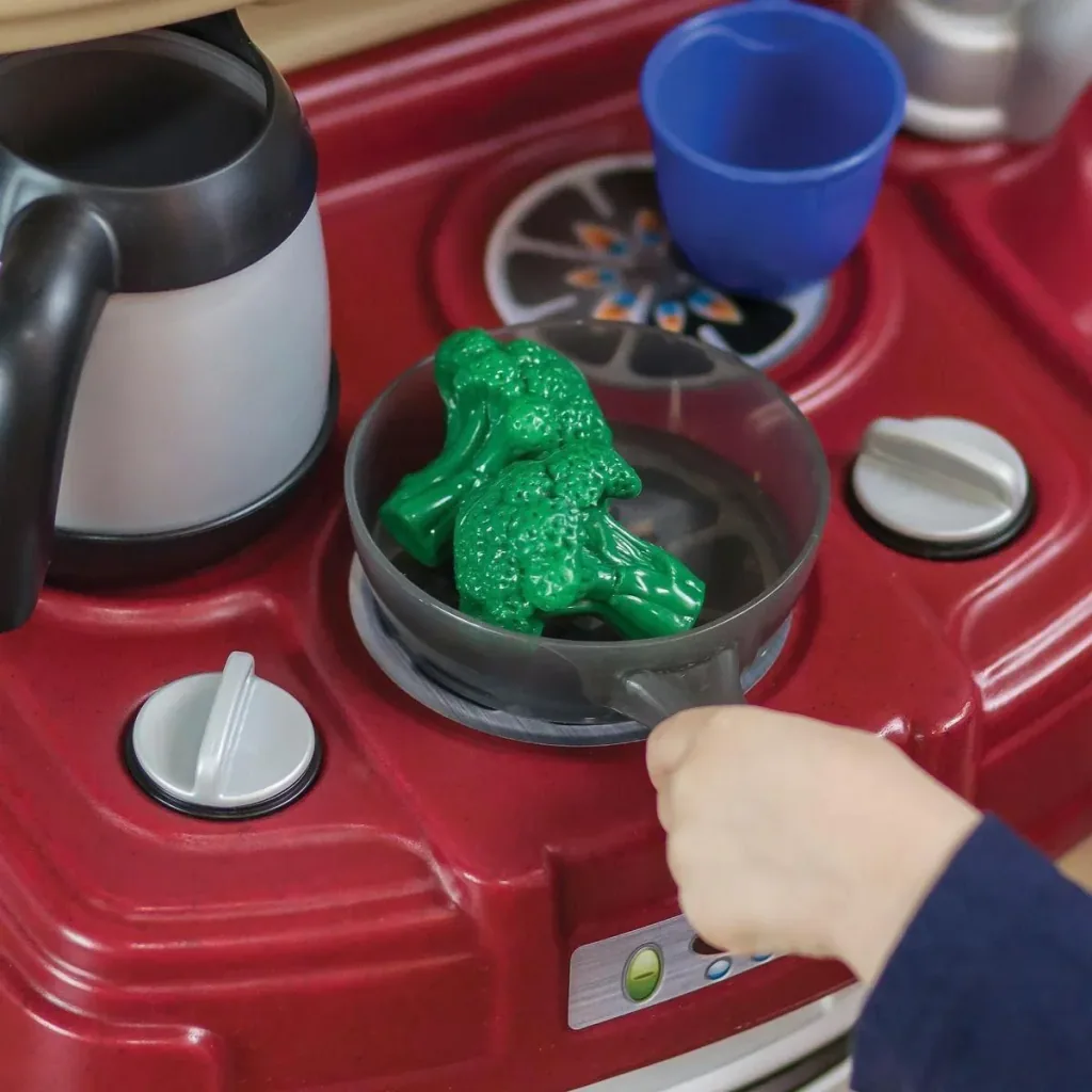 Cozy Play Kitchen - Herd, Backofen und Kühlschrank - inkl. 21-teiligem Zubehörset
