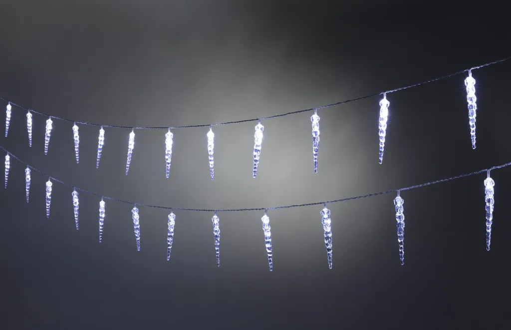 LED Lichterkette mit 40 Eiszapfen