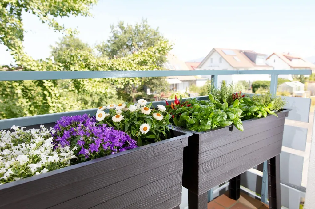 Balkon-Hochbeet Urban Set inklusive Anzuchthaube