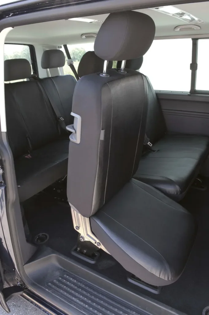 Passform Sitzbezüge VW T6 für Einzelsitz hinten aus Kunstleder ab Baujahr 07/2015 bis heute