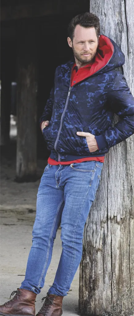 Wendejacke, Farbe marine/rot, Gr.L