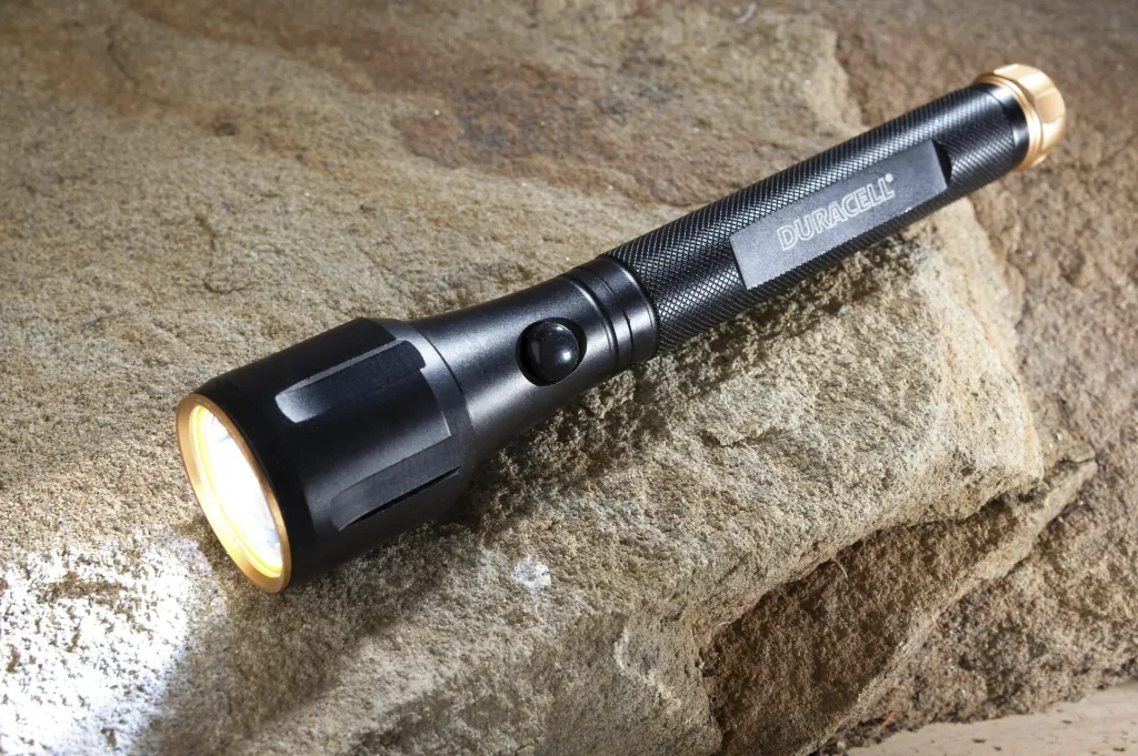 Alu-Taschenlampe SLD-1, 3 Watt, stoßfest, spritzwassergeschützt, inkl. 2 St. Mignon (AA)
