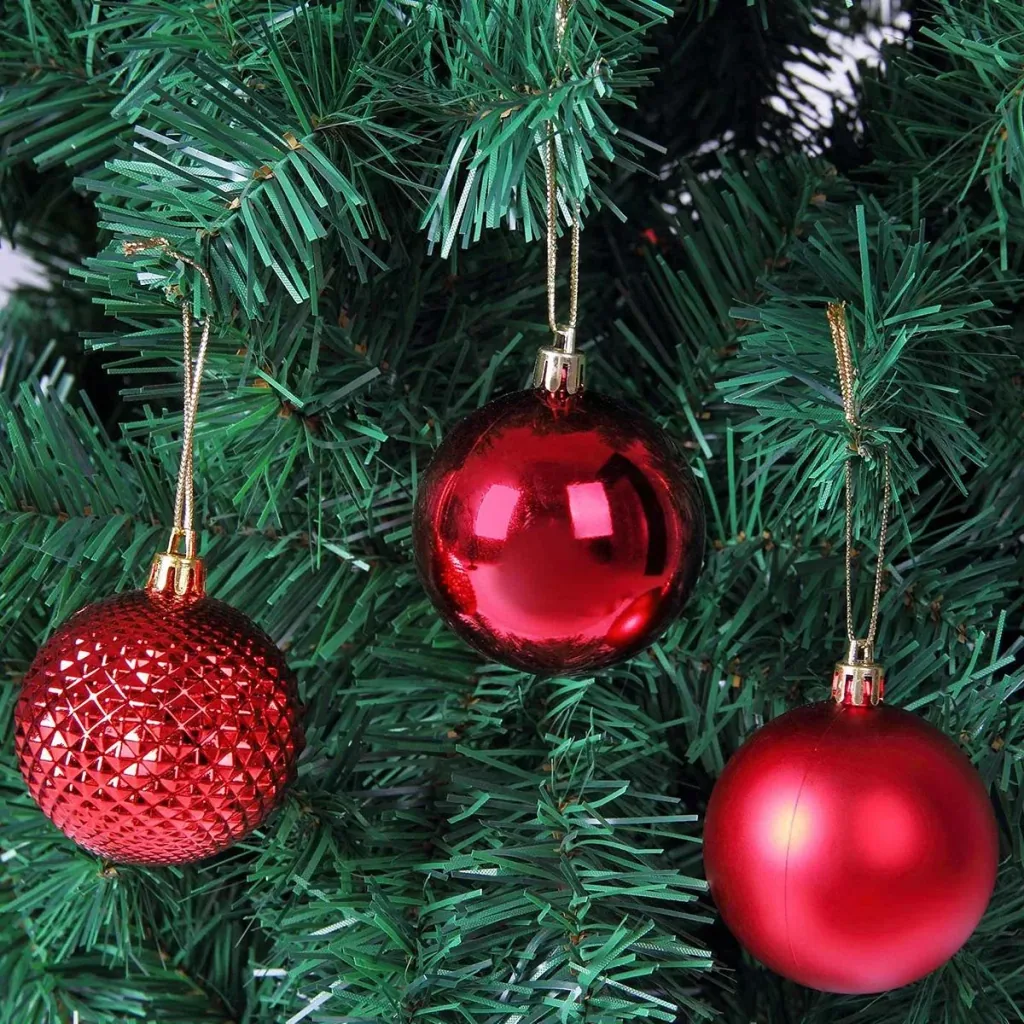 Christbaumschmuck - Christbaumschmuck rot 66 Stück.