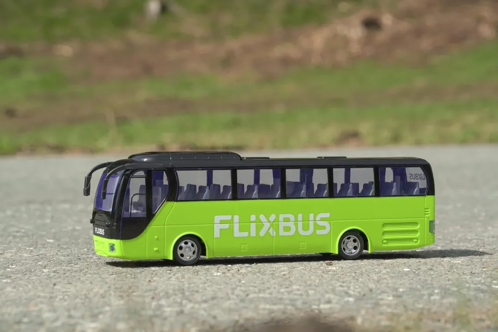 FlixBus 2.4 GHz 100% RTR