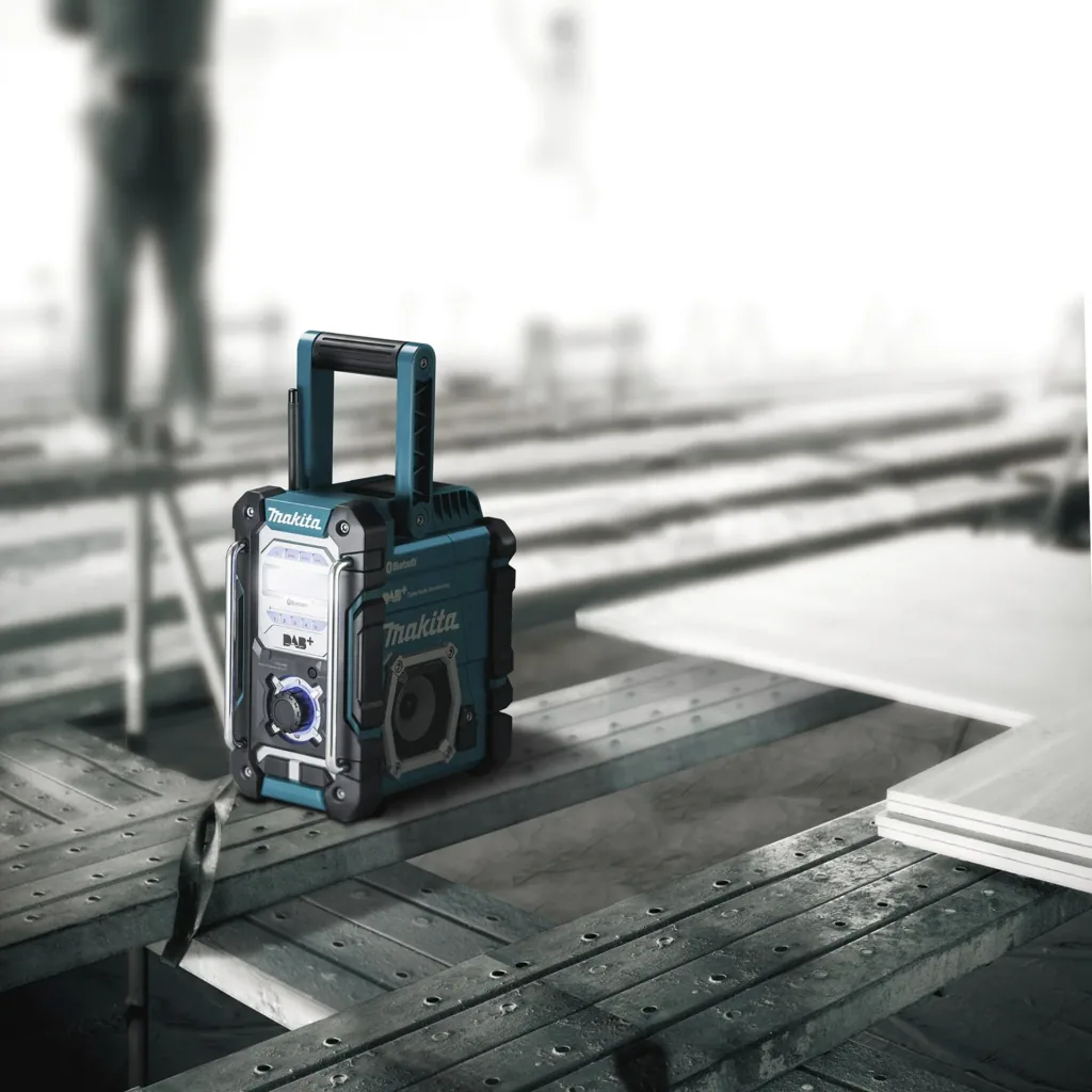 Akku-Baustellenradio 7,2V - 18V mit DAB+ und Bluetooth DMR112