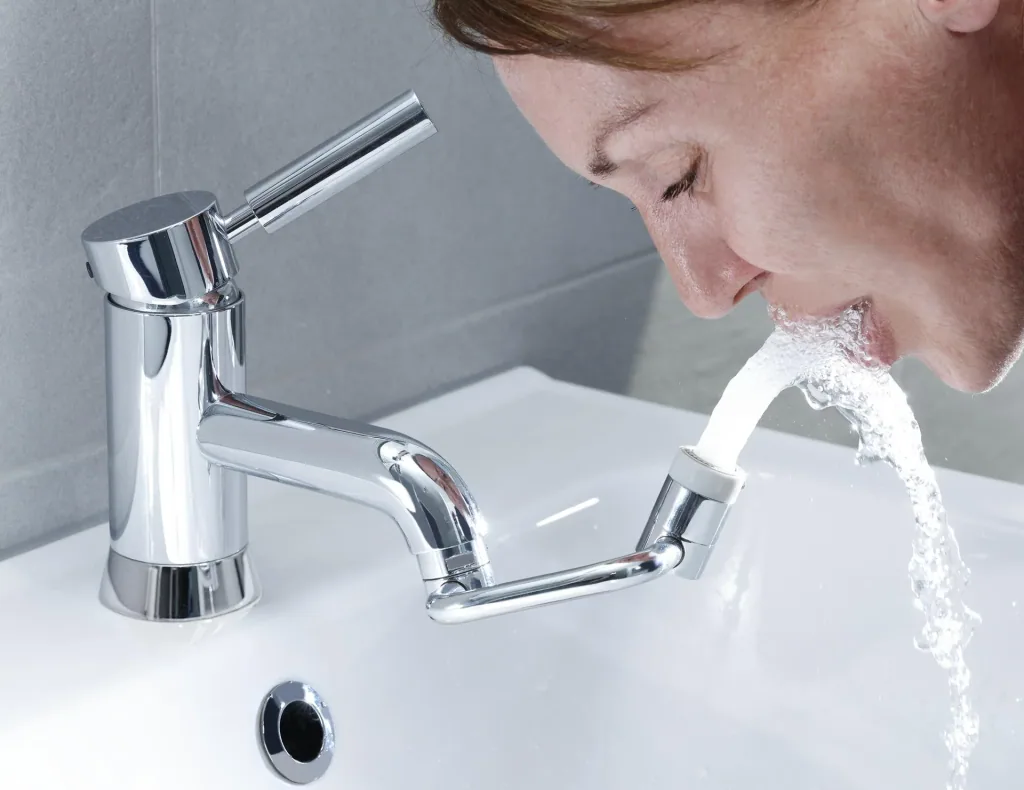 Multifunktionaler Wasserhahn-Adapter