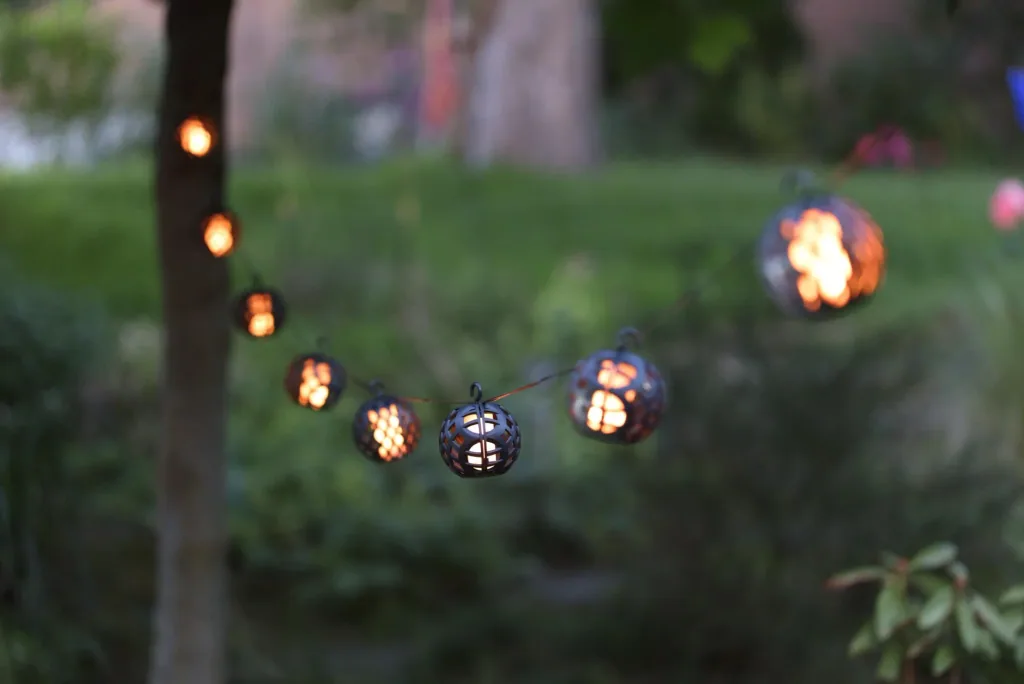 Solar LED-Lichterkette mit realistischem Flammeneffekt