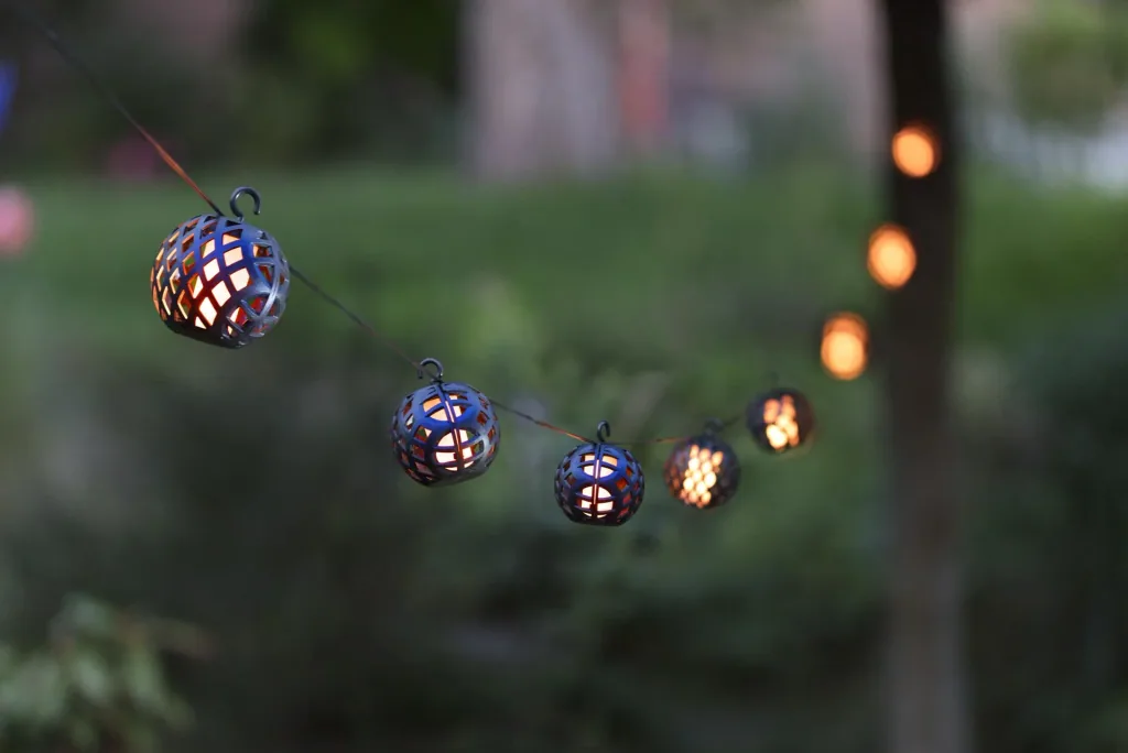 Solar LED-Lichterkette mit realistischem Flammeneffekt